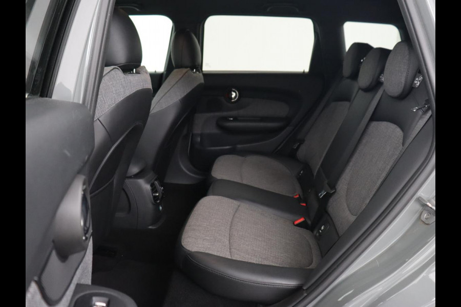 MINI Clubman 1.5 One Chili Plus | Full LED | Navigatie | Climate control | Keyless | Bluetooth | Leder/Stof | Park Assist | Cruise control