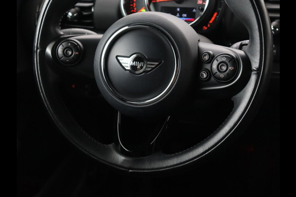 MINI Clubman 1.5 One Chili Plus | Full LED | Navigatie | Climate control | Keyless | Bluetooth | Leder/Stof | Park Assist | Cruise control