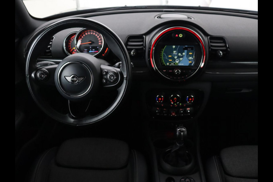 MINI Clubman 1.5 One Chili Plus | Full LED | Navigatie | Climate control | Keyless | Bluetooth | Leder/Stof | Park Assist | Cruise control