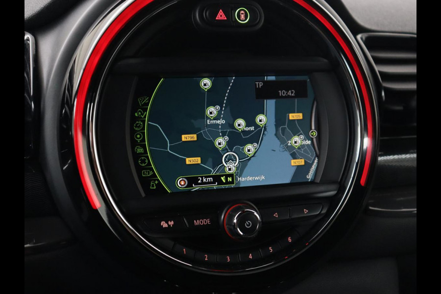 MINI Clubman 1.5 One Chili Plus | Full LED | Navigatie | Climate control | Keyless | Bluetooth | Leder/Stof | Park Assist | Cruise control