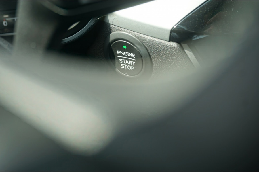 Ford Kuga PHEV Cool&Connect NAVI | STOELVERW. | CRUISE | PARK.SENS V+A!