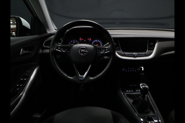 Opel Grandland X 1.2 Turbo Business Edition [TREKHAAK, PDC V+A, APPLE CARPLAY, ANDROID AUTO, CRUISE CONTROL, NAVIGATIE, AIRCONDITIONING, NIEUWSTAAT]