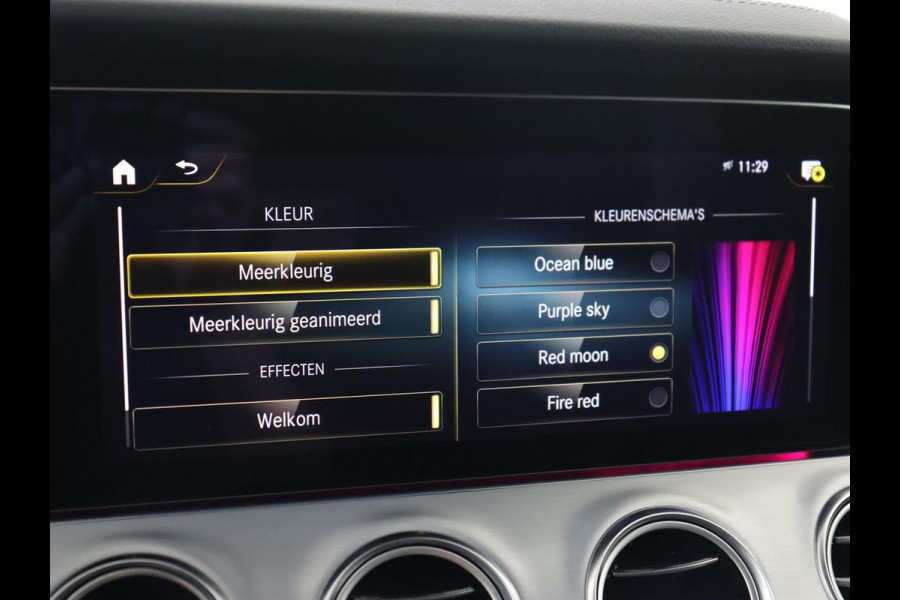 Mercedes-Benz E-Klasse 300e AMG | Panoramadak | Burmester | Head-Up | Adaptive cruise | Stoelverwarming | 360 Camera | Memory | Carplay | Matrix LED | Leder/Alcantara | Trekhaak | Widescreen | PHEV | Plug In