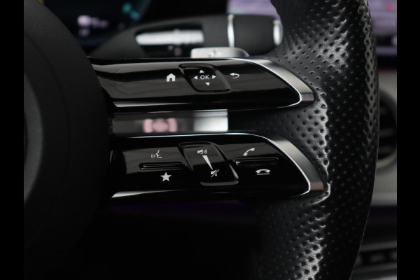 Mercedes-Benz E-Klasse 300e AMG | Panoramadak | Burmester | Head-Up | Adaptive cruise | Stoelverwarming | 360 Camera | Memory | Carplay | Matrix LED | Leder/Alcantara | Trekhaak | Widescreen | PHEV | Plug In