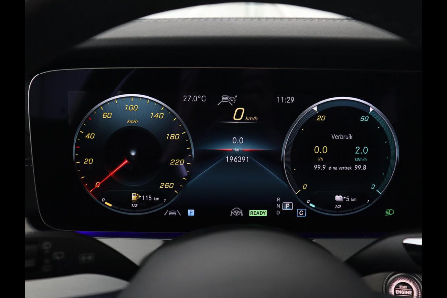 Mercedes-Benz E-Klasse 300e AMG | Panoramadak | Burmester | Head-Up | Adaptive cruise | Stoelverwarming | 360 Camera | Memory | Carplay | Matrix LED | Leder/Alcantara | Trekhaak | Widescreen | PHEV | Plug In