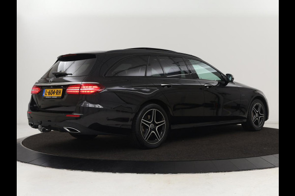 Mercedes-Benz E-Klasse 300e AMG | Panoramadak | Burmester | Head-Up | Adaptive cruise | Stoelverwarming | 360 Camera | Memory | Carplay | Matrix LED | Leder/Alcantara | Trekhaak | Widescreen | PHEV | Plug In