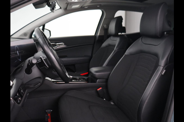 Kia Sportage 1.6 T-GDi Plug-in Hybrid AWD DynamicPlusLine | Panoramadak | Stoel & stuurverwarming | Camera | Adaptive cruise | Achterbankverwarming | Keyless | Carplay | Navigatie