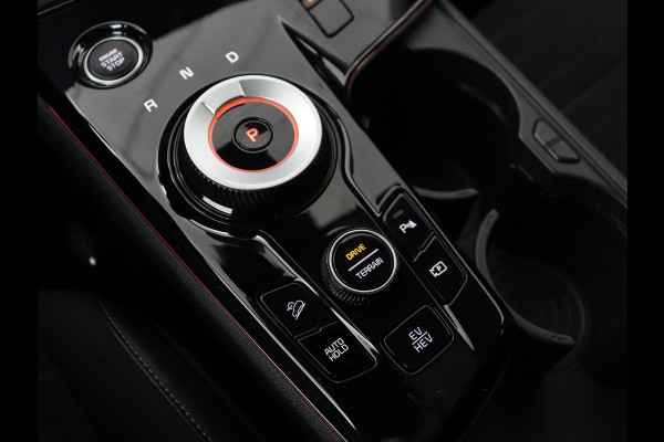 Kia Sportage 1.6 T-GDi Plug-in Hybrid AWD DynamicPlusLine | Panoramadak | Stoel & stuurverwarming | Camera | Adaptive cruise | Achterbankverwarming | Keyless | Carplay | Navigatie