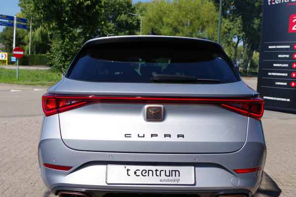 CUPRA Leon Sportstourer 1.4 e-Hybrid 245 PK VZ Adrenaline, Adap. Cruise Control, Sfeerverlichting, LED, Camera