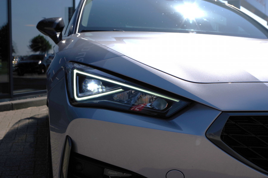 CUPRA Leon Sportstourer 1.4 e-Hybrid 245 PK VZ Adrenaline, Adap. Cruise Control, Sfeerverlichting, LED, Camera