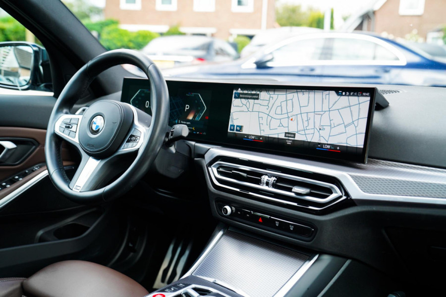 BMW 3 Serie 318i | Carplay | M-Pakket | Headup