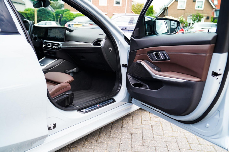BMW 3 Serie 318i | Carplay | M-Pakket | Headup