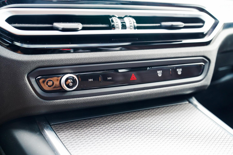 BMW 3 Serie 318i | Carplay | M-Pakket | Headup