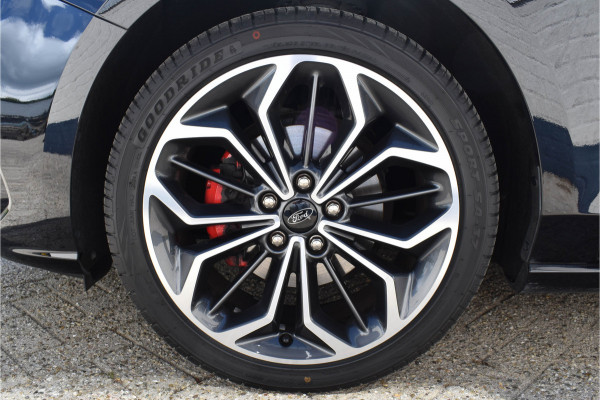 Ford FOCUS Wagon 1.0 EcoBoost 155PK | ST Line | Winter Pak | ACC | NAVI | CAMERA