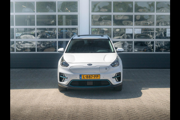 Kia e-Niro ExecutiveLine 64 kWh | Stoel ventilatie en verwarming l Lederen bekleding l Navigatie