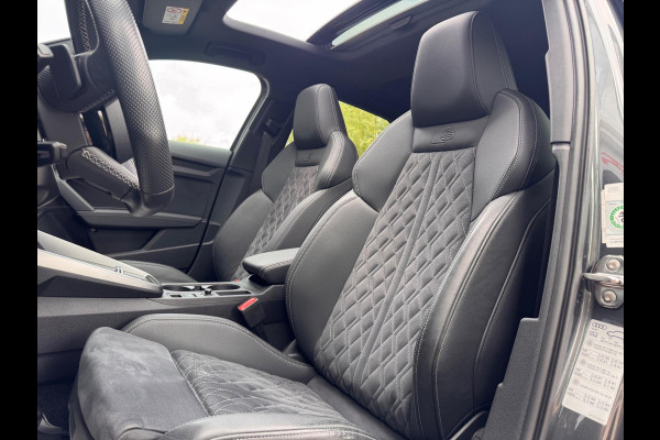 Audi A3 45 TFSI e Pano/RS Zetels/Matrix/Keyless