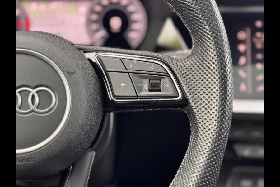 Audi A3 45 TFSI e Pano/RS Zetels/Matrix/Keyless