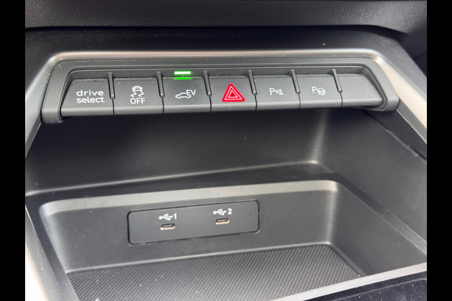 Audi A3 45 TFSI e Pano/RS Zetels/Matrix/Keyless