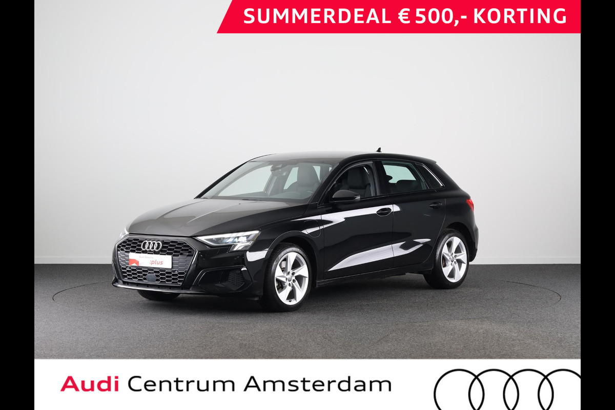 Audi A3 Sportback 40 TFSI e Business edition 204pk | Navigatie | Adaptive cruise control | Apple Carplay /Android Auto | Lichtmetalen velgen Audi A3 Sportback 40 TFSI e Business edition 204pk | Navigatie | Adaptive cruise control | Apple Carplay /Android Auto | Lichtmetalen velgen