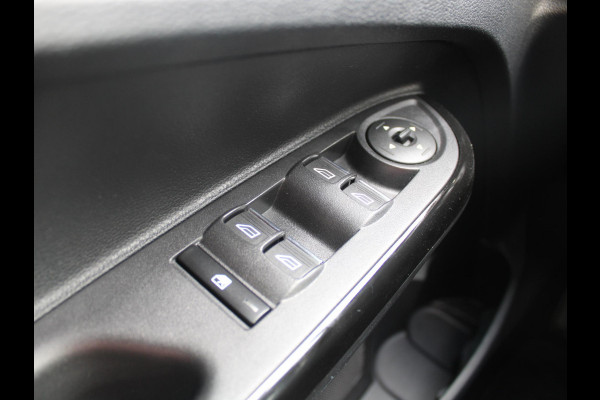 Ford B-MAX 1.0 EcoBoost Titanium | NAVIGATIE |