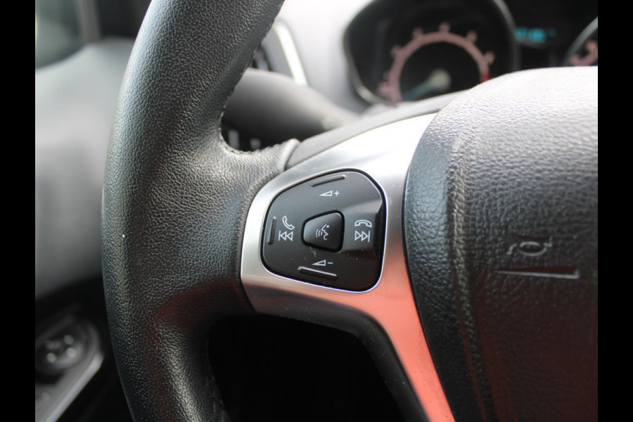 Ford B-MAX 1.0 EcoBoost Titanium | NAVIGATIE |