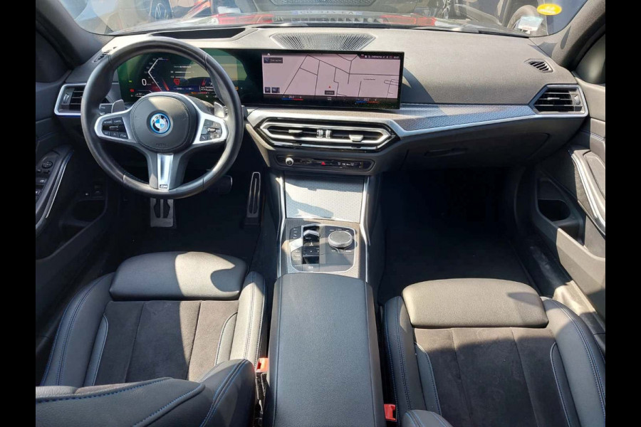 BMW 3 Serie Touring 320e M-Sport Pano El-zetels 360-cam HUD 19inch