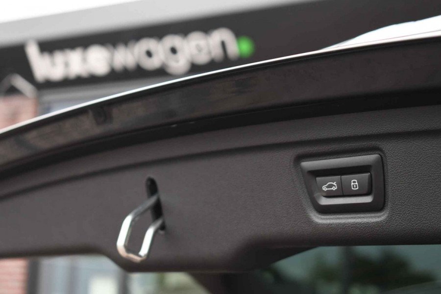 BMW 3 Serie Touring 320e M-Sport Pano El-zetels 360-cam HUD 19inch