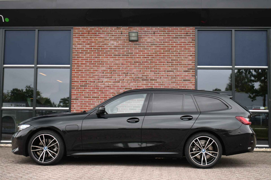 BMW 3 Serie Touring 320e M-Sport Pano El-zetels 360-cam HUD 19inch