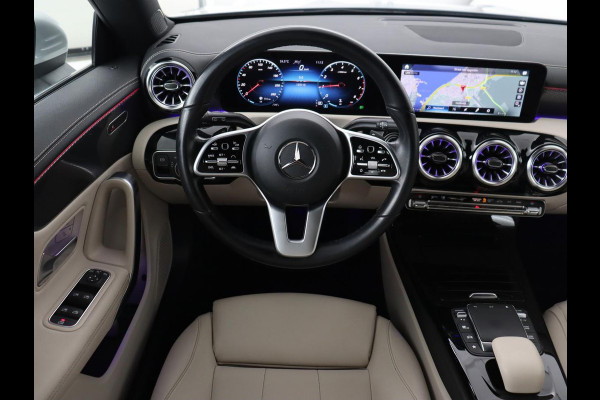 Mercedes-Benz CLA-Klasse Shooting Brake 180 Luxury Line | Leder | Adaptive cruise | Stoelverwarming | Camera | Matrix LED | Carplay | Sfeerverlichting | Widescreen | Keyless