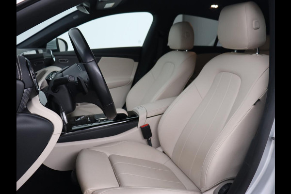 Mercedes-Benz CLA-Klasse Shooting Brake 180 Luxury Line | Leder | Adaptive cruise | Stoelverwarming | Camera | Matrix LED | Carplay | Sfeerverlichting | Widescreen | Keyless