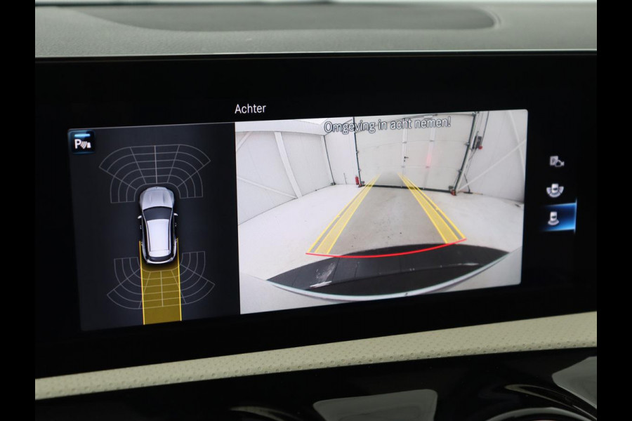 Mercedes-Benz CLA-Klasse Shooting Brake 180 Luxury Line | Leder | Adaptive cruise | Stoelverwarming | Camera | Matrix LED | Carplay | Sfeerverlichting | Widescreen | Keyless
