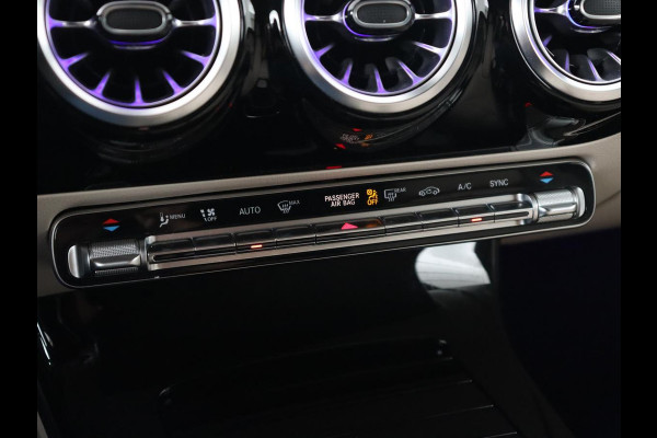 Mercedes-Benz CLA-Klasse Shooting Brake 180 Luxury Line | Leder | Adaptive cruise | Stoelverwarming | Camera | Matrix LED | Carplay | Sfeerverlichting | Widescreen | Keyless