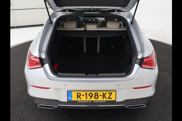 Mercedes-Benz CLA-Klasse Shooting Brake 180 Luxury Line | Leder | Adaptive cruise | Stoelverwarming | Camera | Matrix LED | Carplay | Sfeerverlichting | Widescreen | Keyless