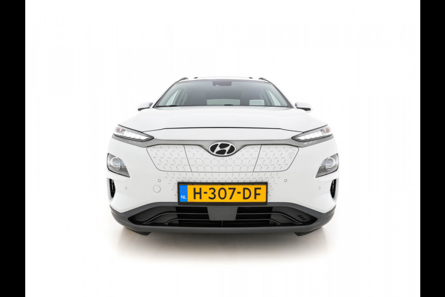 Hyundai Kona EV Premium 64 kWh (INCL-BTW) *PANO | FULL-LEATHER | KRELL-AUDIO | HEAD-UP | FULL-LED | NAVI-FULLMAP | DAB | ADAPT.CRUISE | KEYLESS | CAMERA | BLIND-SPOT | LANE-ASSIST | DIGI-COCKPIT | COMFORT-SEATS | 17''ALU*