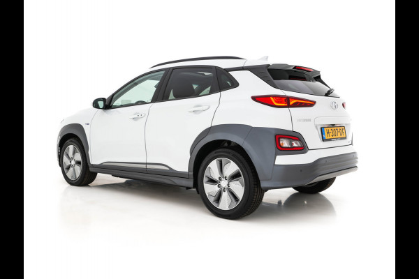 Hyundai Kona EV Premium 64 kWh (INCL-BTW) *PANO | FULL-LEATHER | KRELL-AUDIO | HEAD-UP | FULL-LED | NAVI-FULLMAP | DAB | ADAPT.CRUISE | KEYLESS | CAMERA | BLIND-SPOT | LANE-ASSIST | DIGI-COCKPIT | COMFORT-SEATS | 17''ALU*