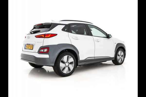 Hyundai Kona EV Premium 64 kWh (INCL-BTW) *PANO | FULL-LEATHER | KRELL-AUDIO | HEAD-UP | FULL-LED | NAVI-FULLMAP | DAB | ADAPT.CRUISE | KEYLESS | CAMERA | BLIND-SPOT | LANE-ASSIST | DIGI-COCKPIT | COMFORT-SEATS | 17''ALU*
