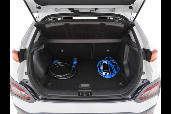Hyundai Kona EV Premium 64 kWh (INCL-BTW) *PANO | FULL-LEATHER | KRELL-AUDIO | HEAD-UP | FULL-LED | NAVI-FULLMAP | DAB | ADAPT.CRUISE | KEYLESS | CAMERA | BLIND-SPOT | LANE-ASSIST | DIGI-COCKPIT | COMFORT-SEATS | 17''ALU*