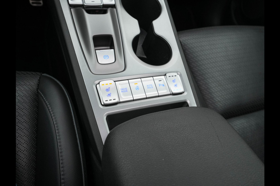 Hyundai Kona EV Premium 64 kWh (INCL-BTW) *PANO | FULL-LEATHER | KRELL-AUDIO | HEAD-UP | FULL-LED | NAVI-FULLMAP | DAB | ADAPT.CRUISE | KEYLESS | CAMERA | BLIND-SPOT | LANE-ASSIST | DIGI-COCKPIT | COMFORT-SEATS | 17''ALU*