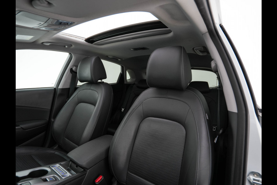 Hyundai Kona EV Premium 64 kWh (INCL-BTW) *PANO | FULL-LEATHER | KRELL-AUDIO | HEAD-UP | FULL-LED | NAVI-FULLMAP | DAB | ADAPT.CRUISE | KEYLESS | CAMERA | BLIND-SPOT | LANE-ASSIST | DIGI-COCKPIT | COMFORT-SEATS | 17''ALU*