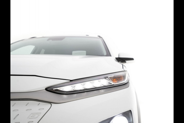 Hyundai Kona EV Premium 64 kWh (INCL-BTW) *PANO | FULL-LEATHER | KRELL-AUDIO | HEAD-UP | FULL-LED | NAVI-FULLMAP | DAB | ADAPT.CRUISE | KEYLESS | CAMERA | BLIND-SPOT | LANE-ASSIST | DIGI-COCKPIT | COMFORT-SEATS | 17''ALU*