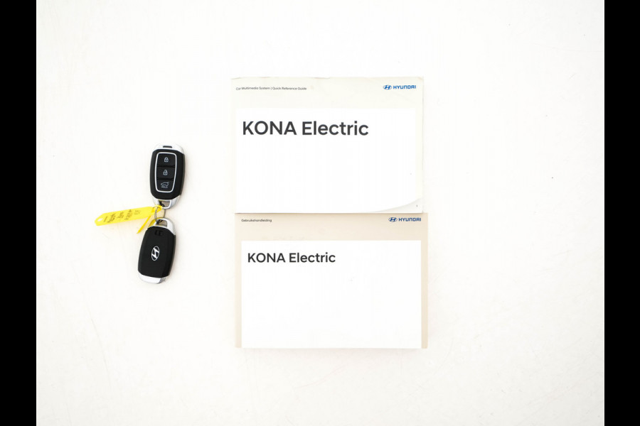 Hyundai Kona EV Premium 64 kWh (INCL-BTW) *PANO | FULL-LEATHER | KRELL-AUDIO | HEAD-UP | FULL-LED | NAVI-FULLMAP | DAB | ADAPT.CRUISE | KEYLESS | CAMERA | BLIND-SPOT | LANE-ASSIST | DIGI-COCKPIT | COMFORT-SEATS | 17''ALU*