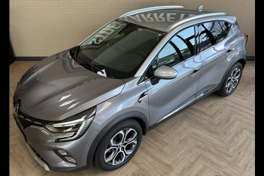 Renault Captur 1.3 TCe 155 Intens | Groot Navi | ACC | Blindspot | Camera | 18" | Stoel & Stuur verwarming |