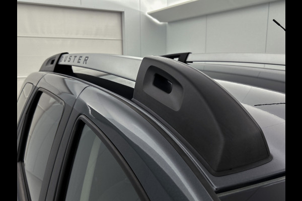 Dacia Duster TCe 125 PK4x2 Blackshadow / CAMERA / DEALER ONDERHOUDEN / NAVI / LEDER / FULL OPTION