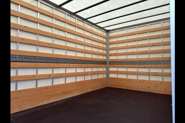 Renault Master Bakwagen met laadklep 2.3dCi 165 pk DL/Dubbel lucht/Laadklep 750kg/Navigatie/Cruisecontrol Citybox/Meubelbak/mechanisch geveerde Hoogte 2.320 inwendig/ Breedte 2.220 uitwendig/ Lengte 4.400 inwendig