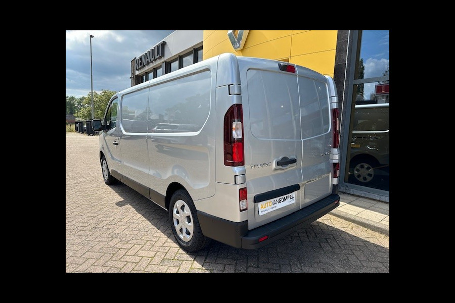 Renault Trafic 2.0 dCi 130PK T30 L2H1 Advance / NAVIGATIE / CAMERA / AIRCO / CRUISE CONTROL / PACK PARKING