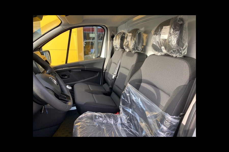 Renault Trafic 2.0 dCi 130PK T30 L2H1 Advance / NAVIGATIE / CAMERA / AIRCO / CRUISE CONTROL / PACK PARKING