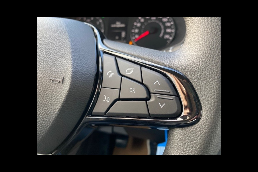 Renault Trafic 2.0 dCi 130PK T30 L2H1 Advance / NAVIGATIE / CAMERA / AIRCO / CRUISE CONTROL / PACK PARKING
