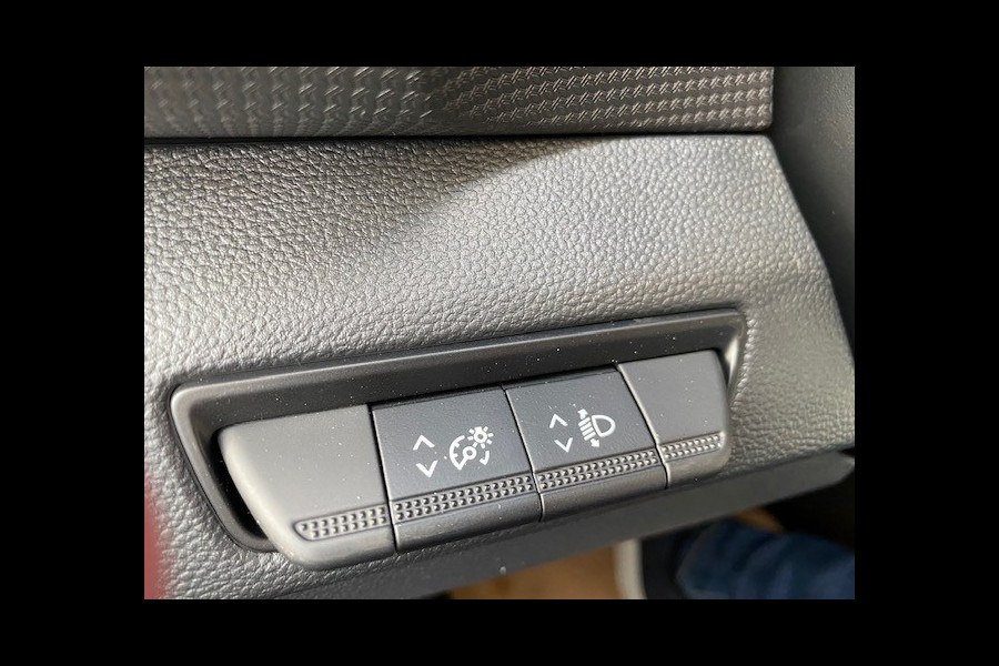 Renault Trafic 2.0 dCi 130PK T30 L2H1 Advance / NAVIGATIE / CAMERA / AIRCO / CRUISE CONTROL / PACK PARKING