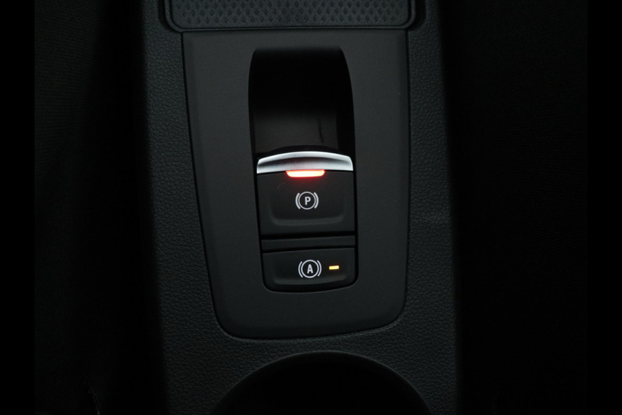 Renault ZOE R135 Iconic 52 kWh 395km WLTP 5 JAAR Garantie / CAMERA /KOOPACCU
