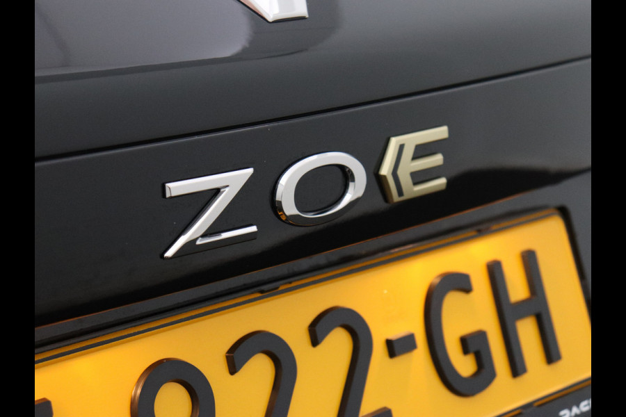 Renault ZOE R135 Iconic 52 kWh 395km WLTP 5 JAAR Garantie / CAMERA /KOOPACCU